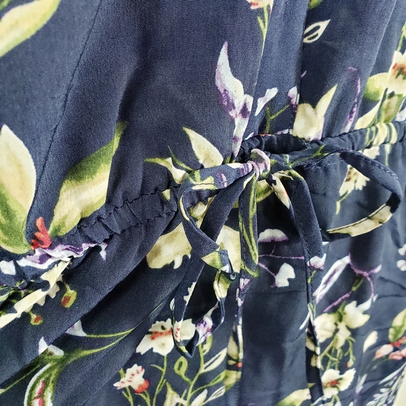 Nicole Miller Sheath Dress Navy Floral Drawstring - Picture 5 of 12